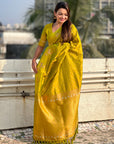 Mehendi Green Soft Silk Dual Zari Woven Saree with Deer Border