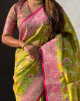 Mehendi Green Banarasi Zari Woven Contrast Jaal Silk Saree