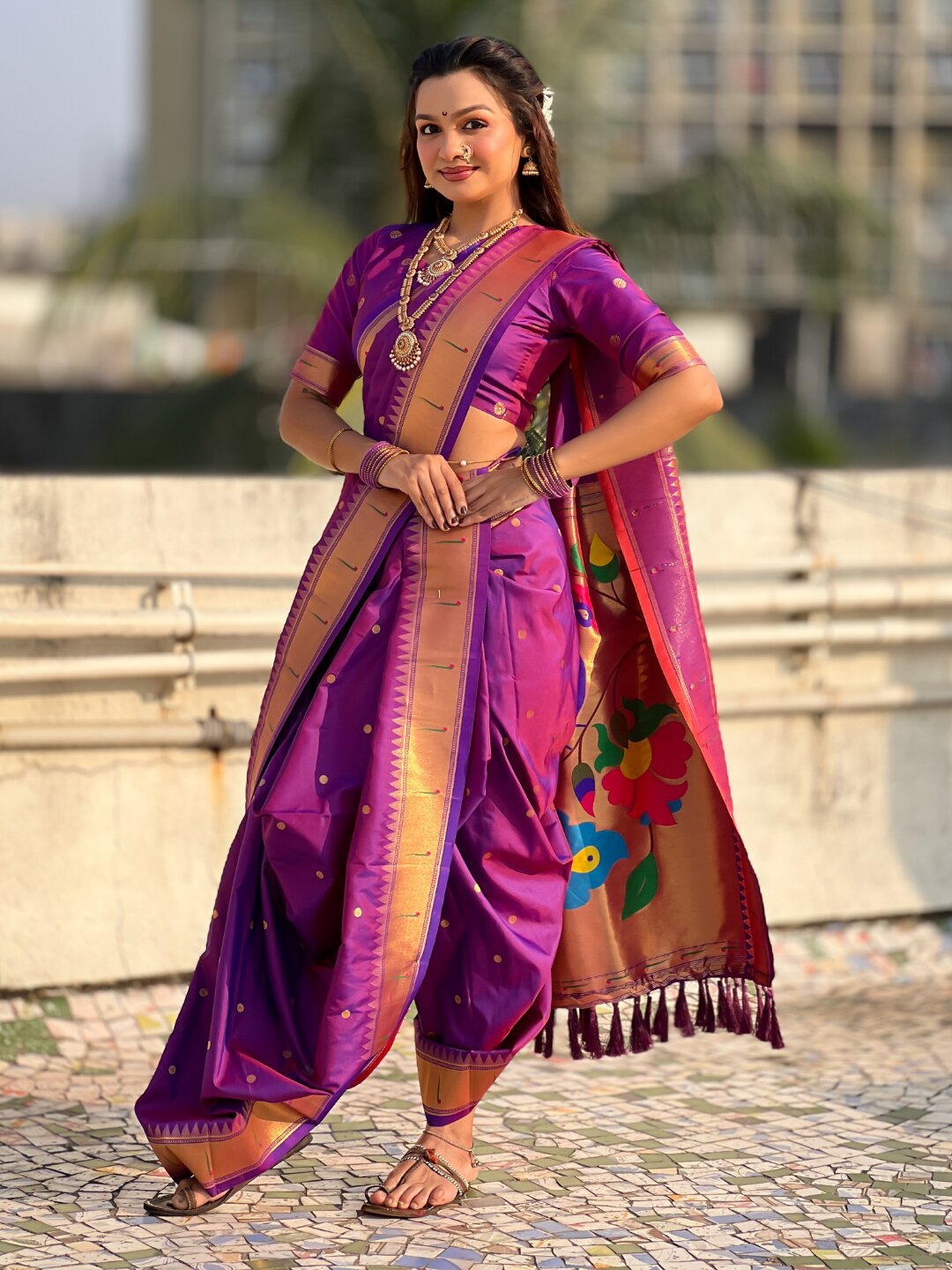 Purple Nauvari Pathani Silk Zari Woven Muniya Border Saree