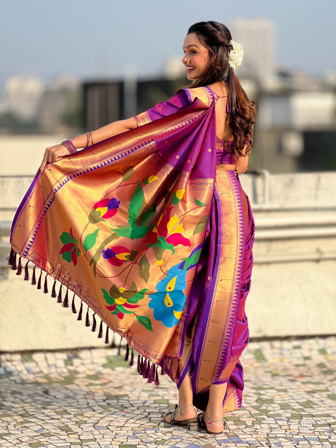 Purple Nauvari Pathani Silk Zari Woven Muniya Border Saree