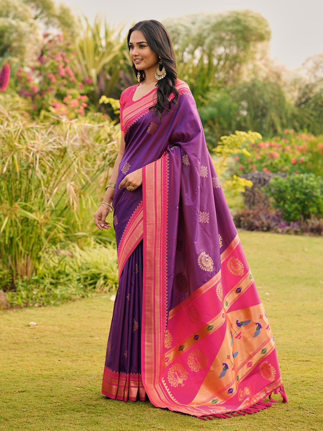 Purple (Red Tone) Soft Ikkal Silk Zari Woven Kolam Pattern Saree with Paithani Pallu