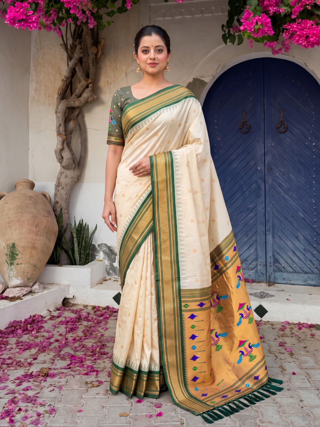 Cream Premium Traditional Maharani Paithani Silk Saree