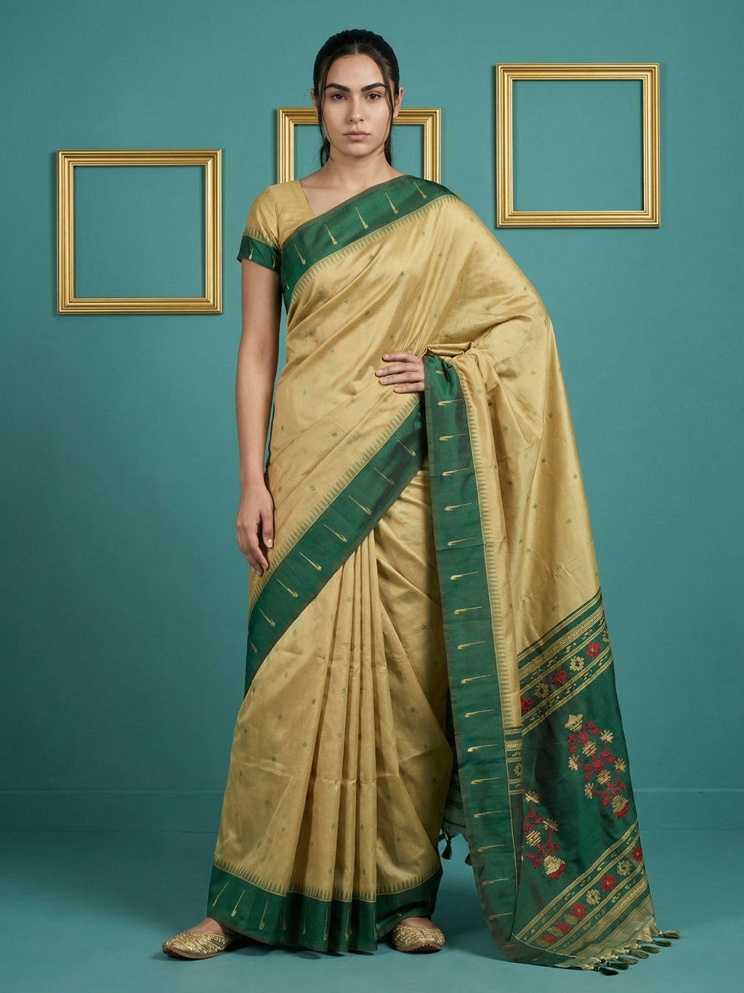 Cream &amp; Green Handloom Traditional Yeola Paithani Silk Saree