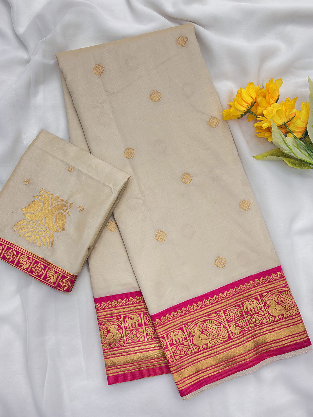 Cream Soft Kanjivaram Silk Zari Woven Traditional Saree