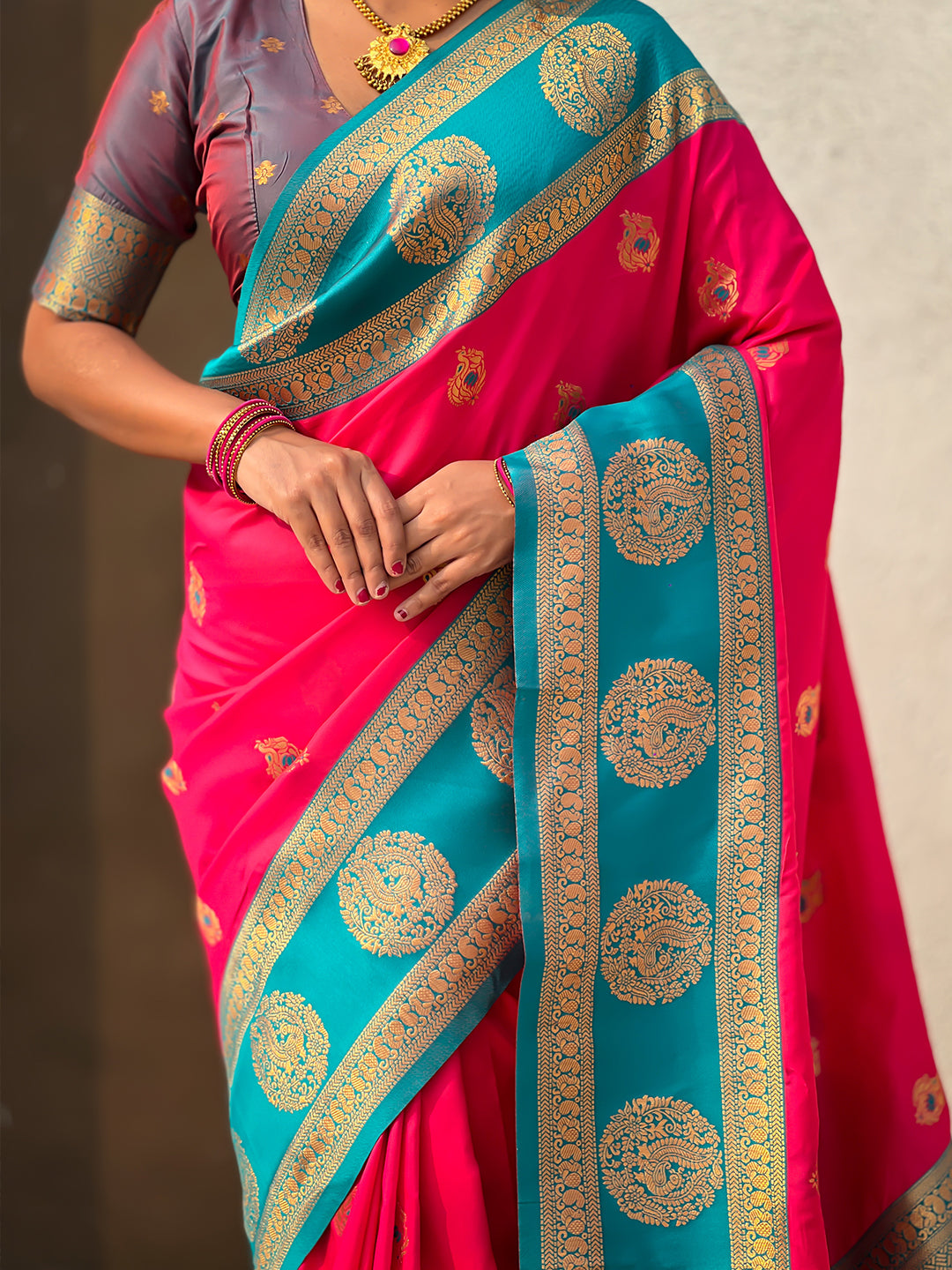 Rani Pink Soft Silk Peacock Border Motifs Zari Woven Saree