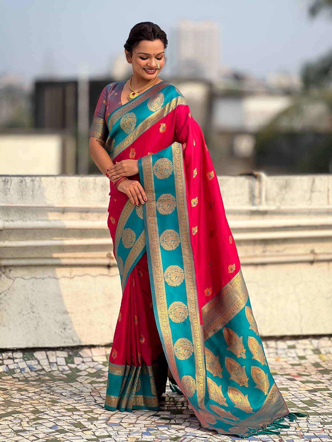 Rani Pink Soft Silk Peacock Border Motifs Zari Woven Saree