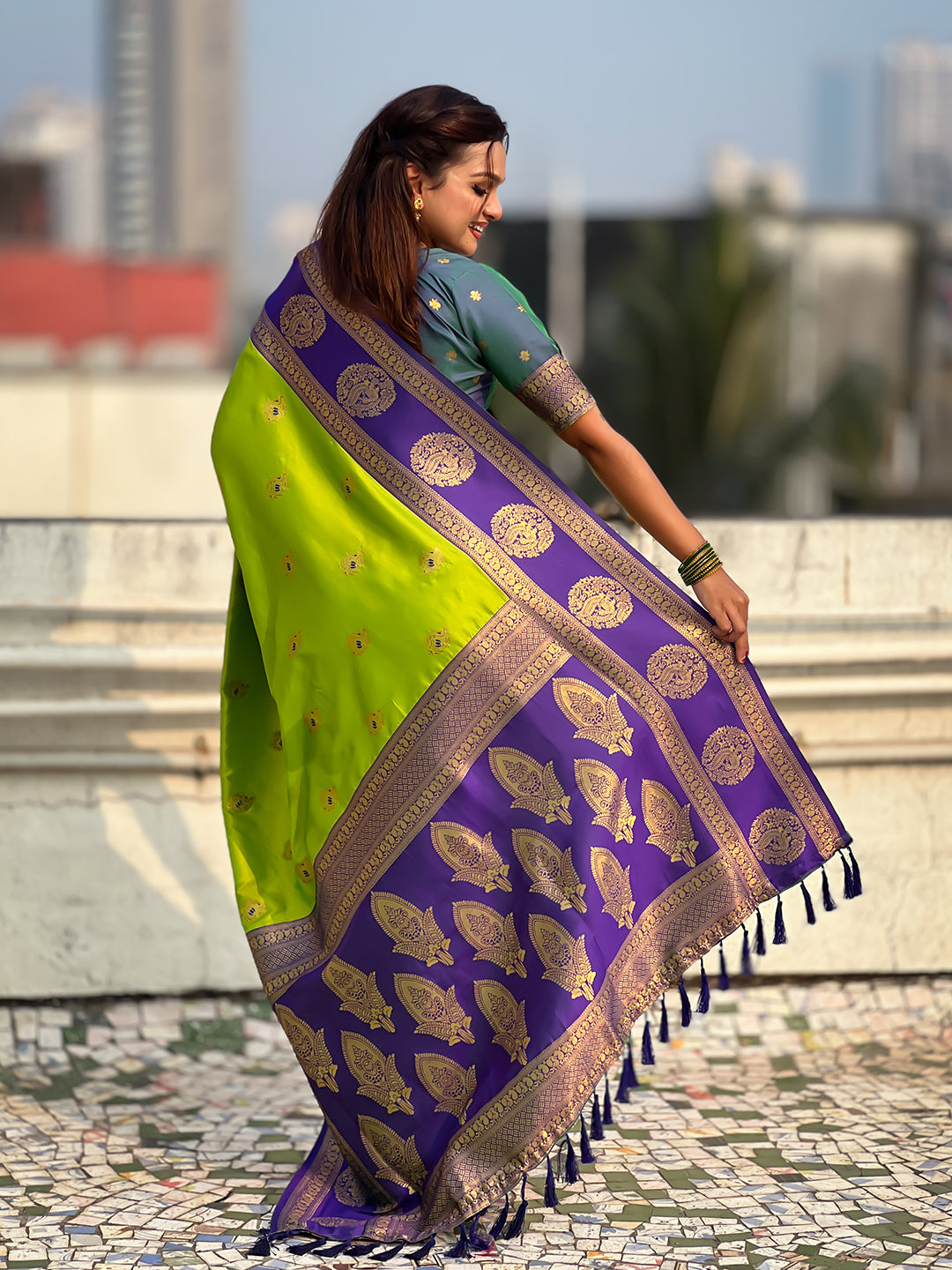 Parrot Green Soft Silk Peacock Border Motifs Zari Woven Saree