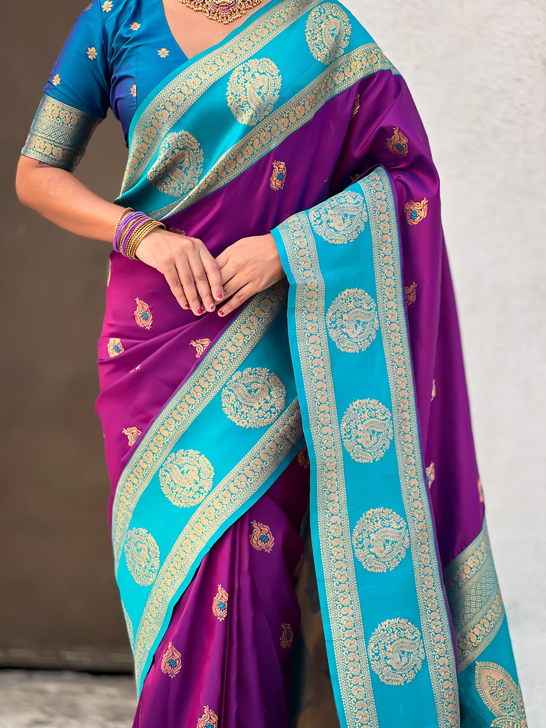 Purple Soft Silk Peacock Border Motifs Zari Woven Saree