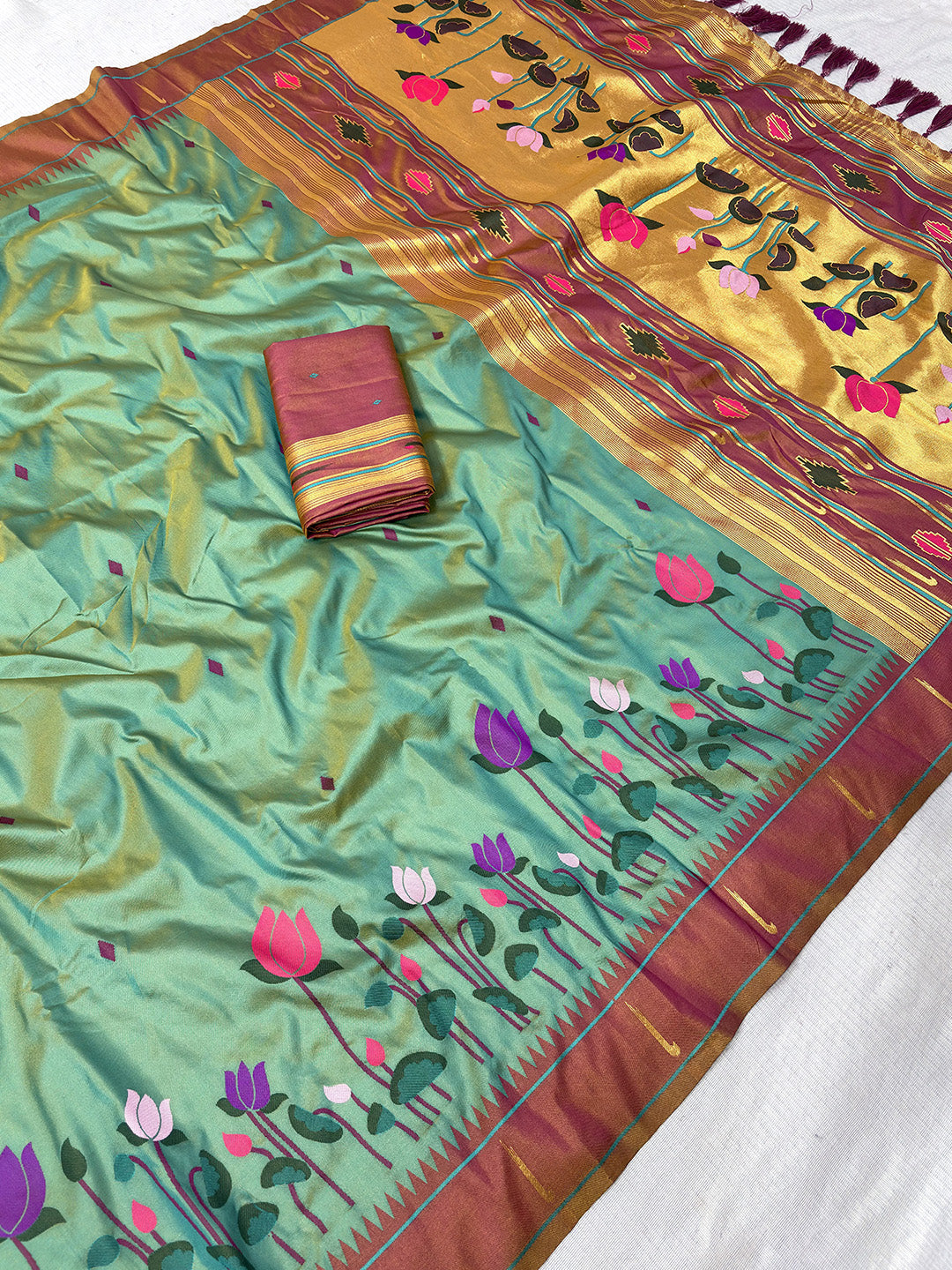 Green Soft Paithani Silk Zari Woven Saree with Meenakari Lotus Pattern Saree