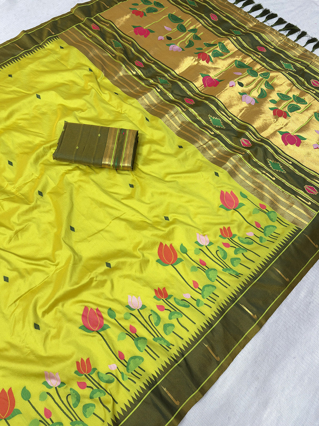 Mehendi Green Soft Paithani Silk Zari Woven Saree with Meenakari Lotus Pattern Saree