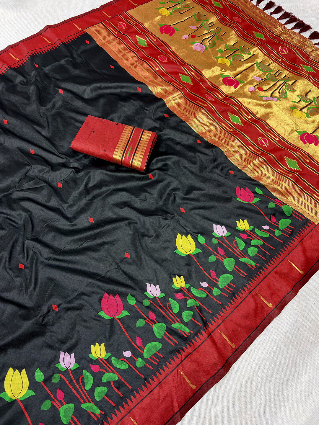 Black Soft Paithani Silk Zari Woven Saree with Meenakari Lotus Pattern Saree