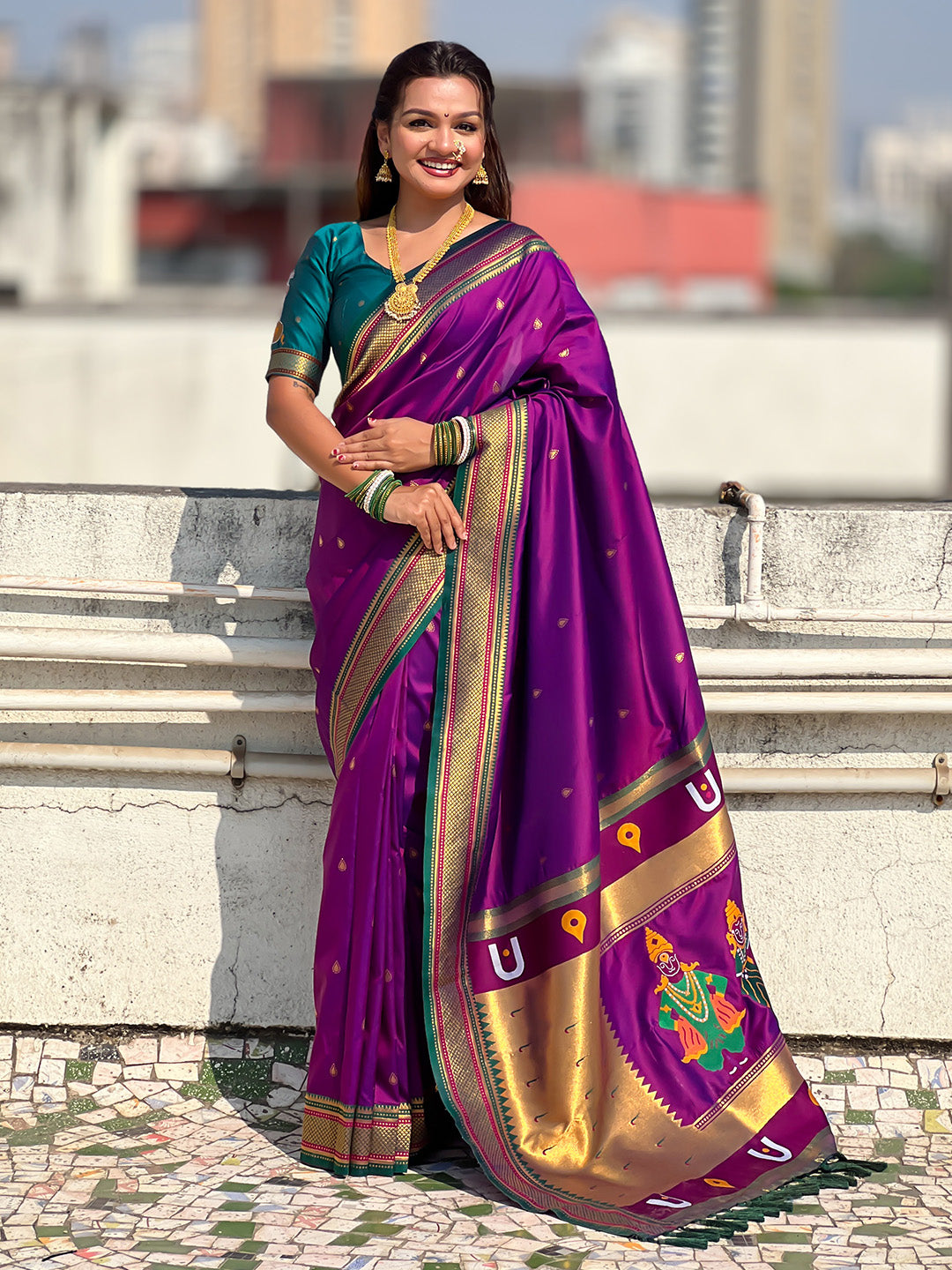 Purple Vitthal Rukmini Contrast Paithani Silk Zari Woven Saree