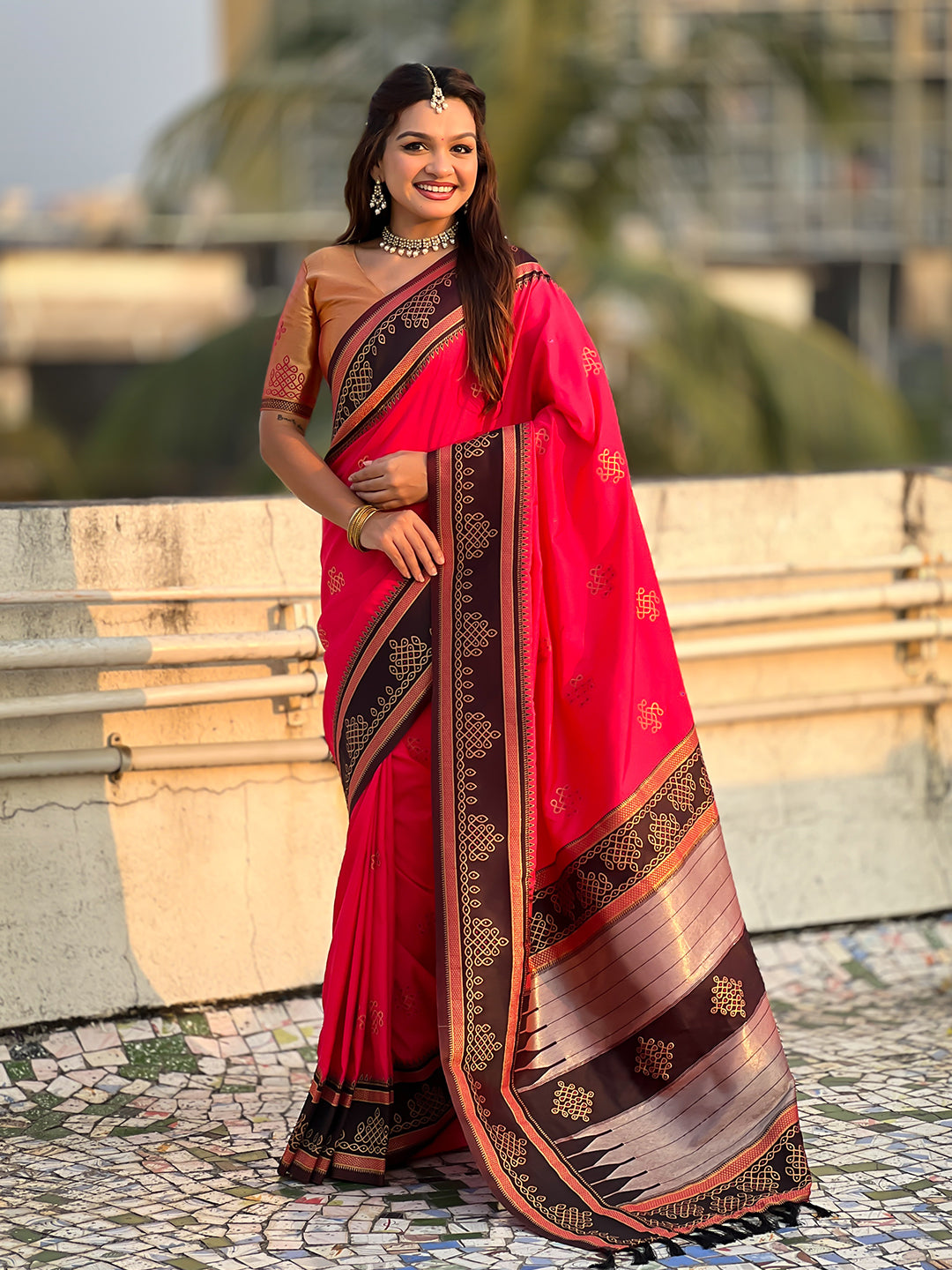 Rani Pink Soft Traditional Kolam Art Concept Zari Woven Silk Saree