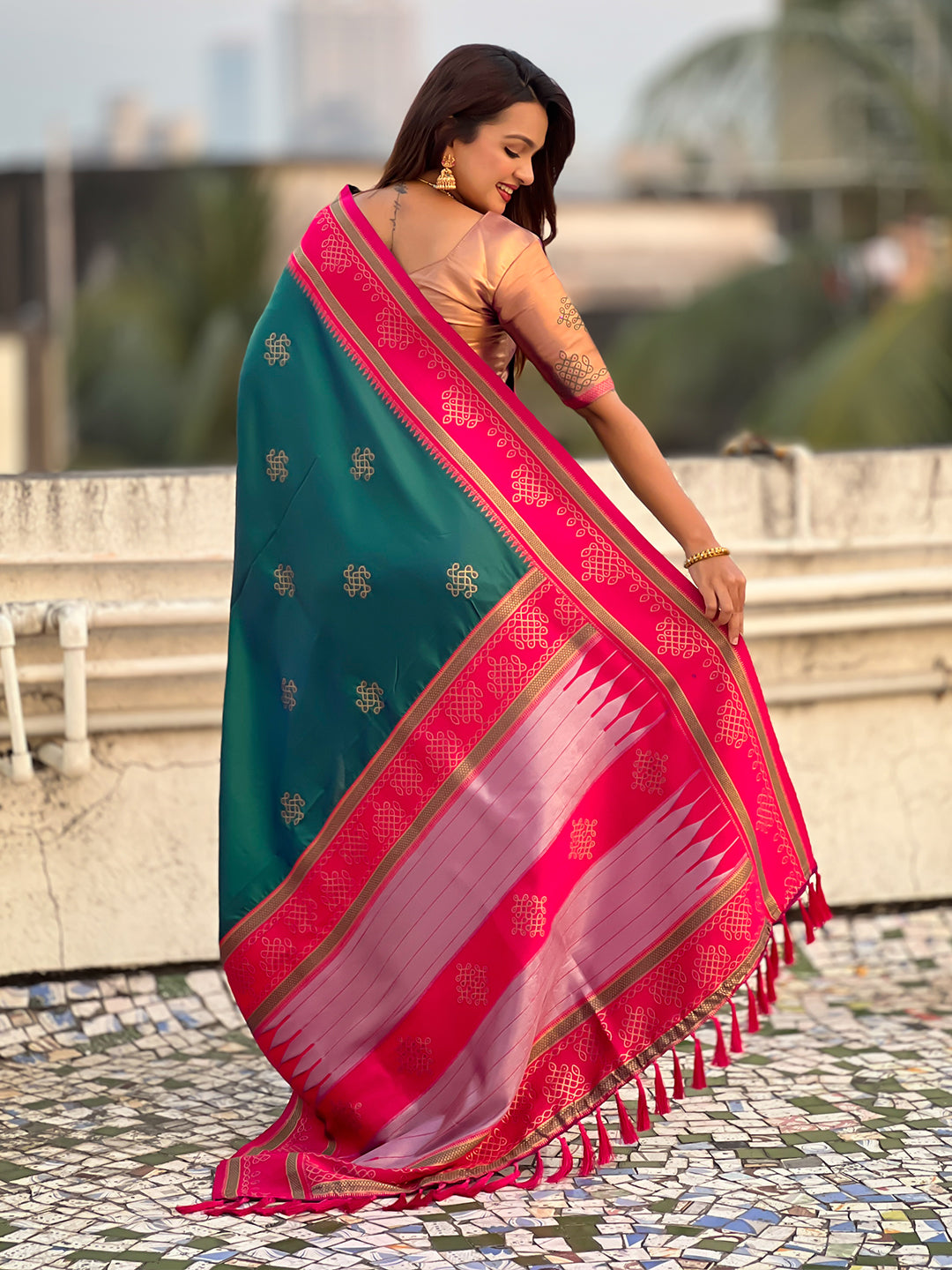 Peacock Blue Soft Traditional Kolam Art Concept Zari Woven Silk Saree