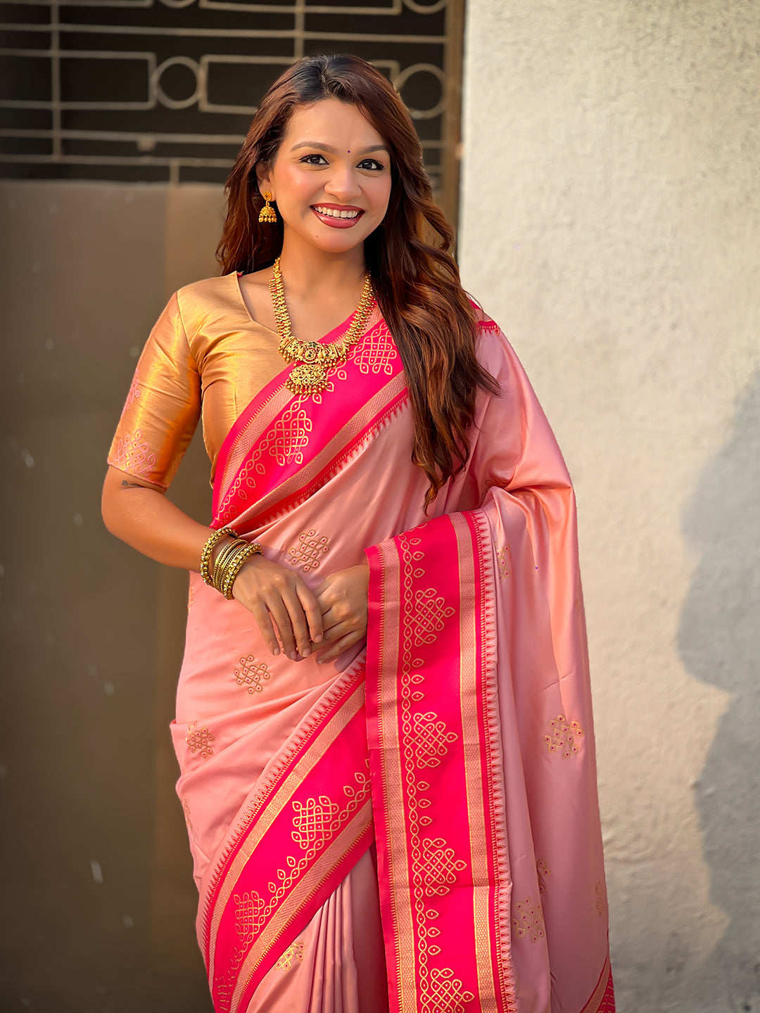 Light Pink Soft Traditional Kolam Art Concept Zari Woven Silk Saree