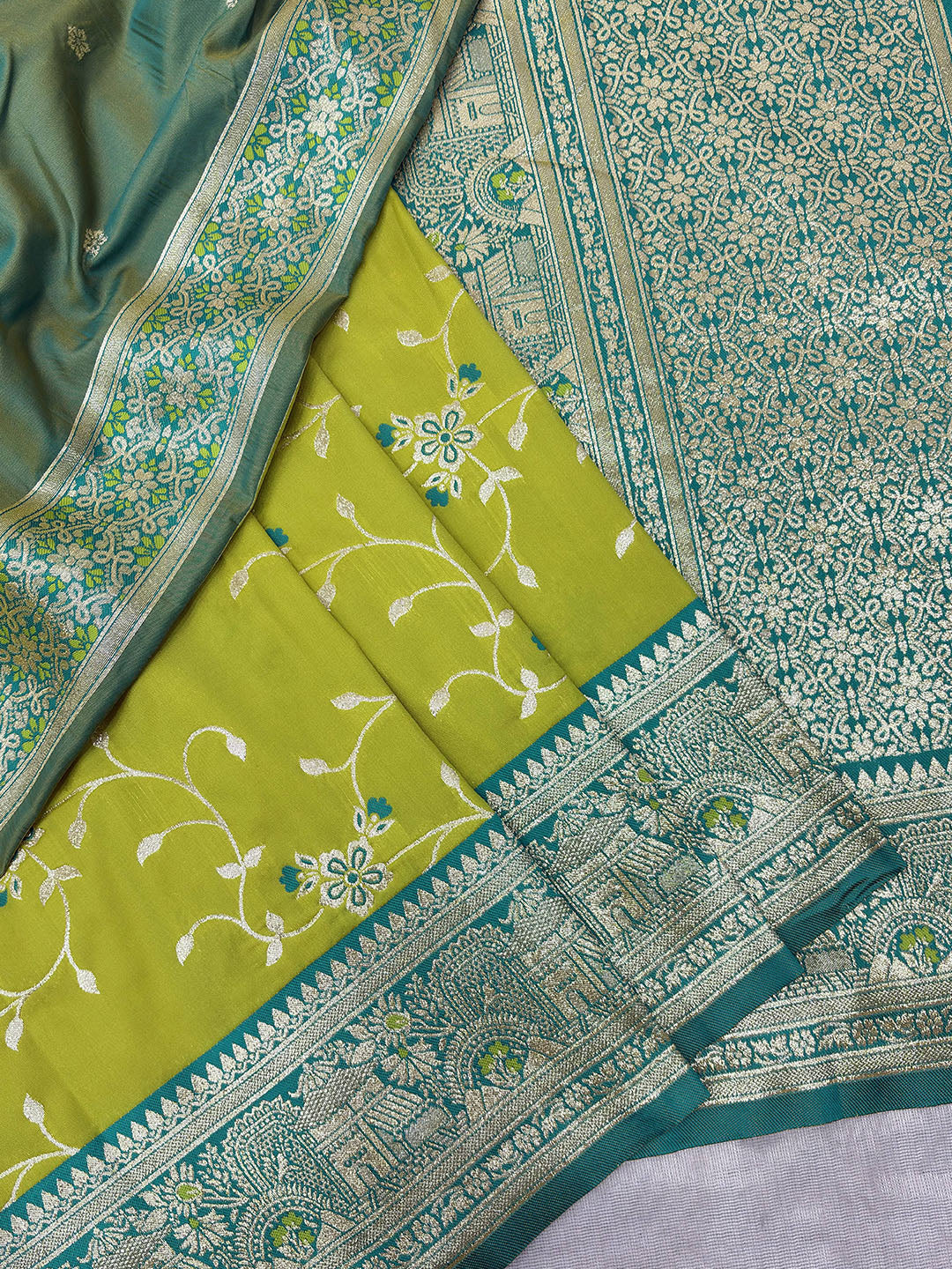 Mehendi Green Premium Banarasi Silk Zari Woven Meenakari Floral Jaal Saree