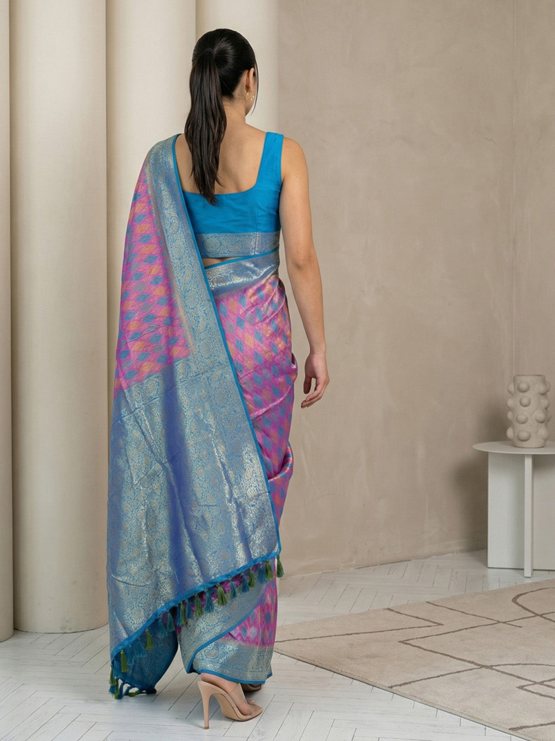 Lavender Soft Ikkat Patola Silk Geometric Ikkat Weaves Saree