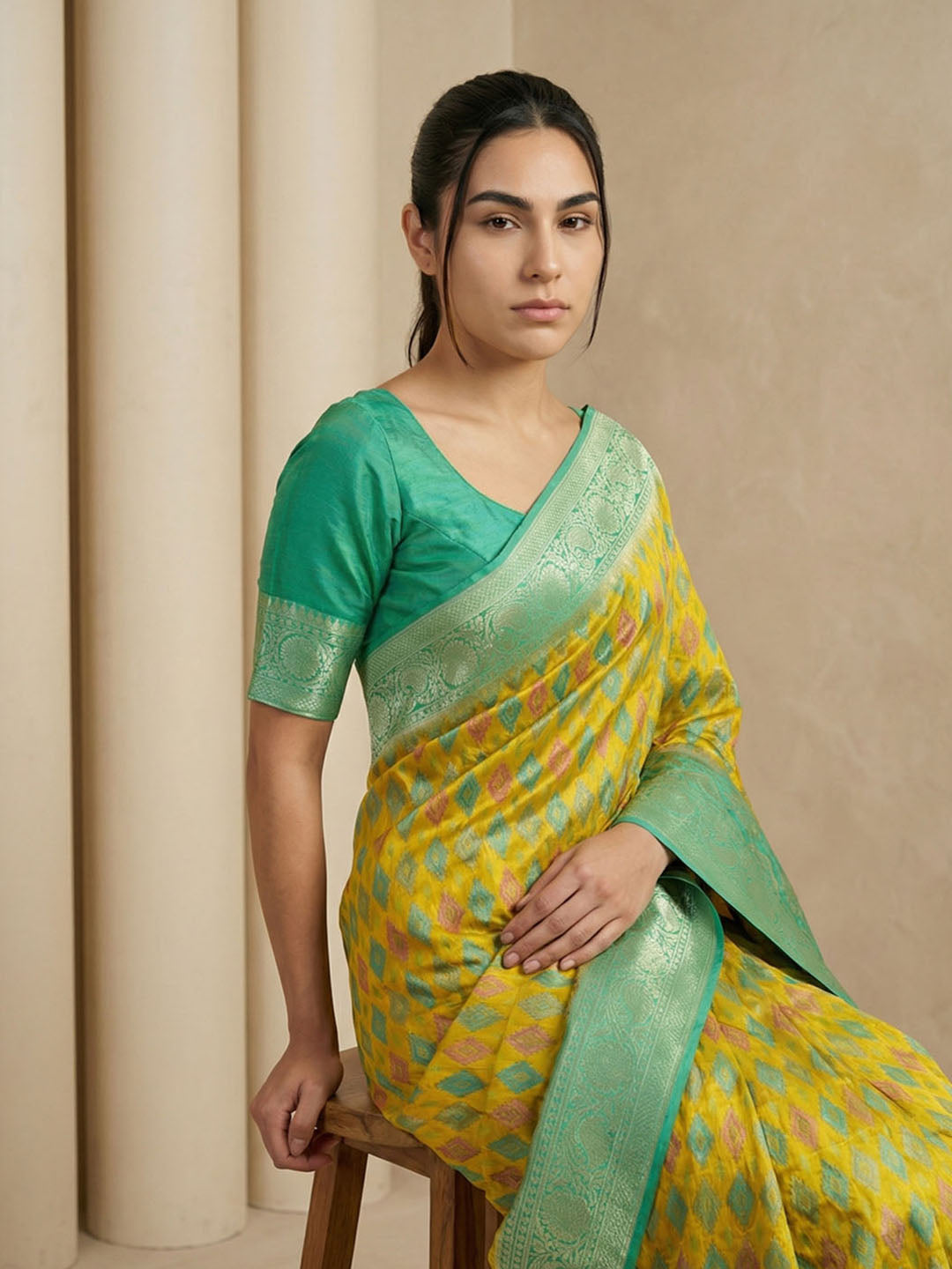Mehendi Green Soft Ikkat Patola Silk Geometric Ikkat Weaves Saree