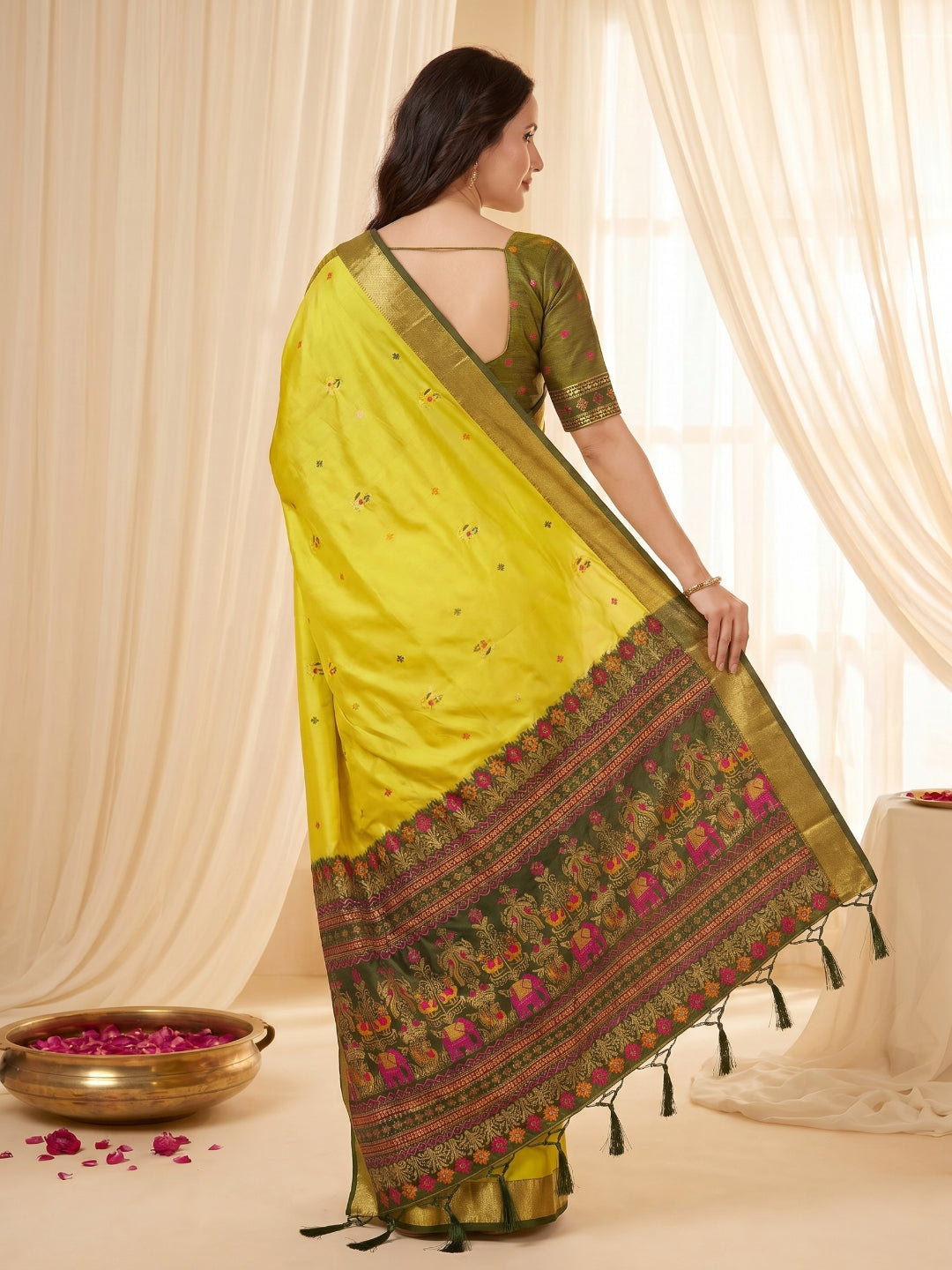 Mehendi Green Traditional Soft Silk Saree with Floral &amp; Peacock Pattern Saree