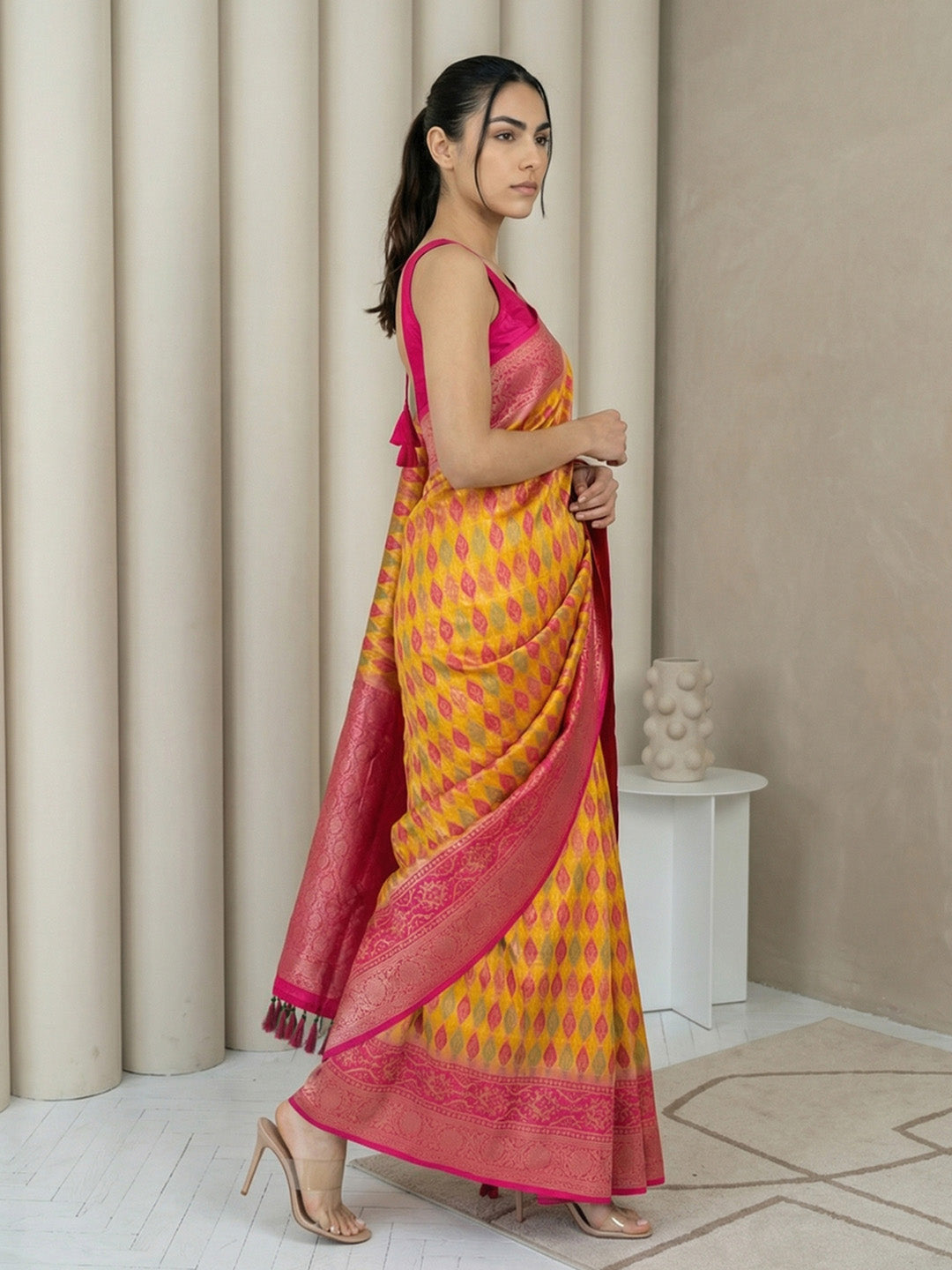 Oragne Soft Ikkat Patola Silk Geometric Ikkat Weaves Saree