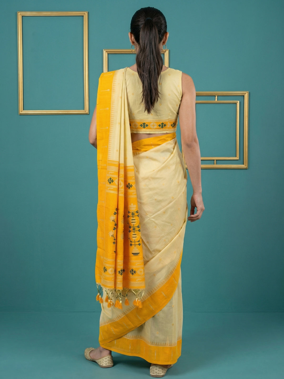Cream &amp; Orange Handloom Traditional Yeola Paithani Silk Saree