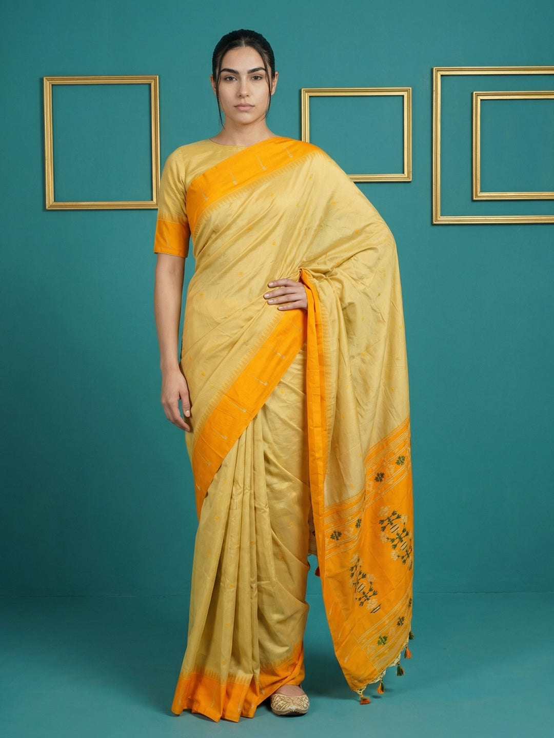 Cream &amp; Orange Handloom Traditional Yeola Paithani Silk Saree