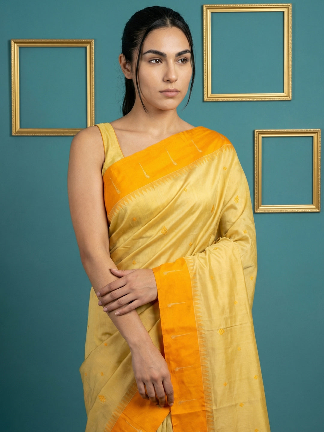 Cream &amp; Orange Handloom Traditional Yeola Paithani Silk Saree