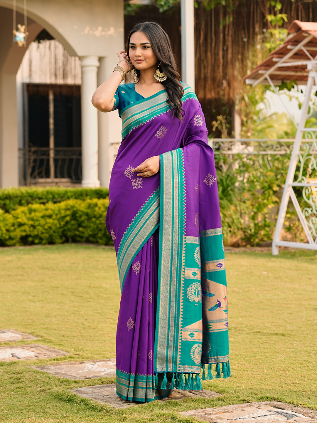 Purple Soft Ikkal Silk Zari Woven Kolam Pattern Saree with Paithani Pallu