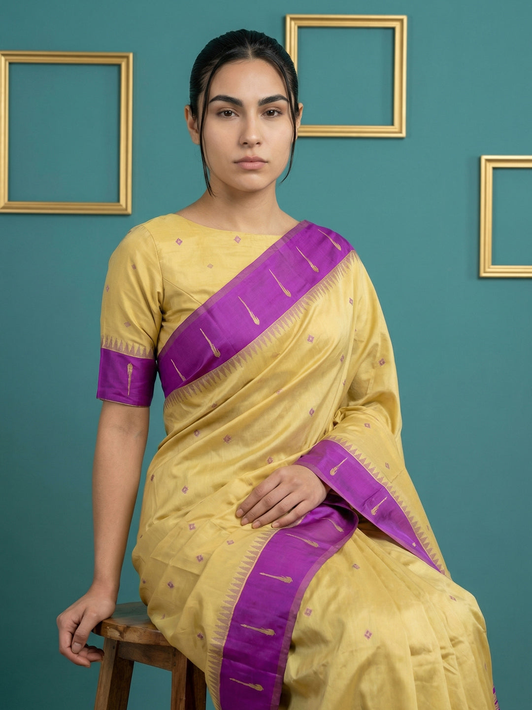 Cream &amp; Purple Handloom Traditional Yeola Paithani Silk Saree