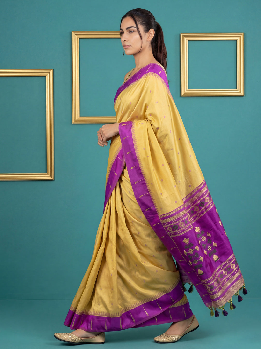 Cream &amp; Purple Handloom Traditional Yeola Paithani Silk Saree
