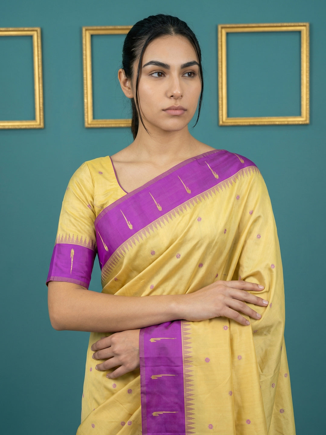 Cream &amp; Purple Handloom Traditional Yeola Paithani Silk Saree