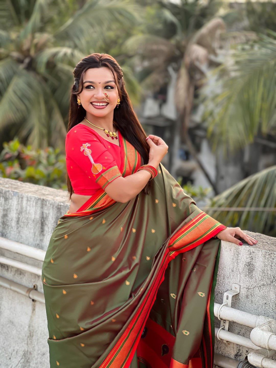 Mehendi Green(Red Tone) Vitthal Rukmini Contrast Paithani Silk Zari Woven Saree