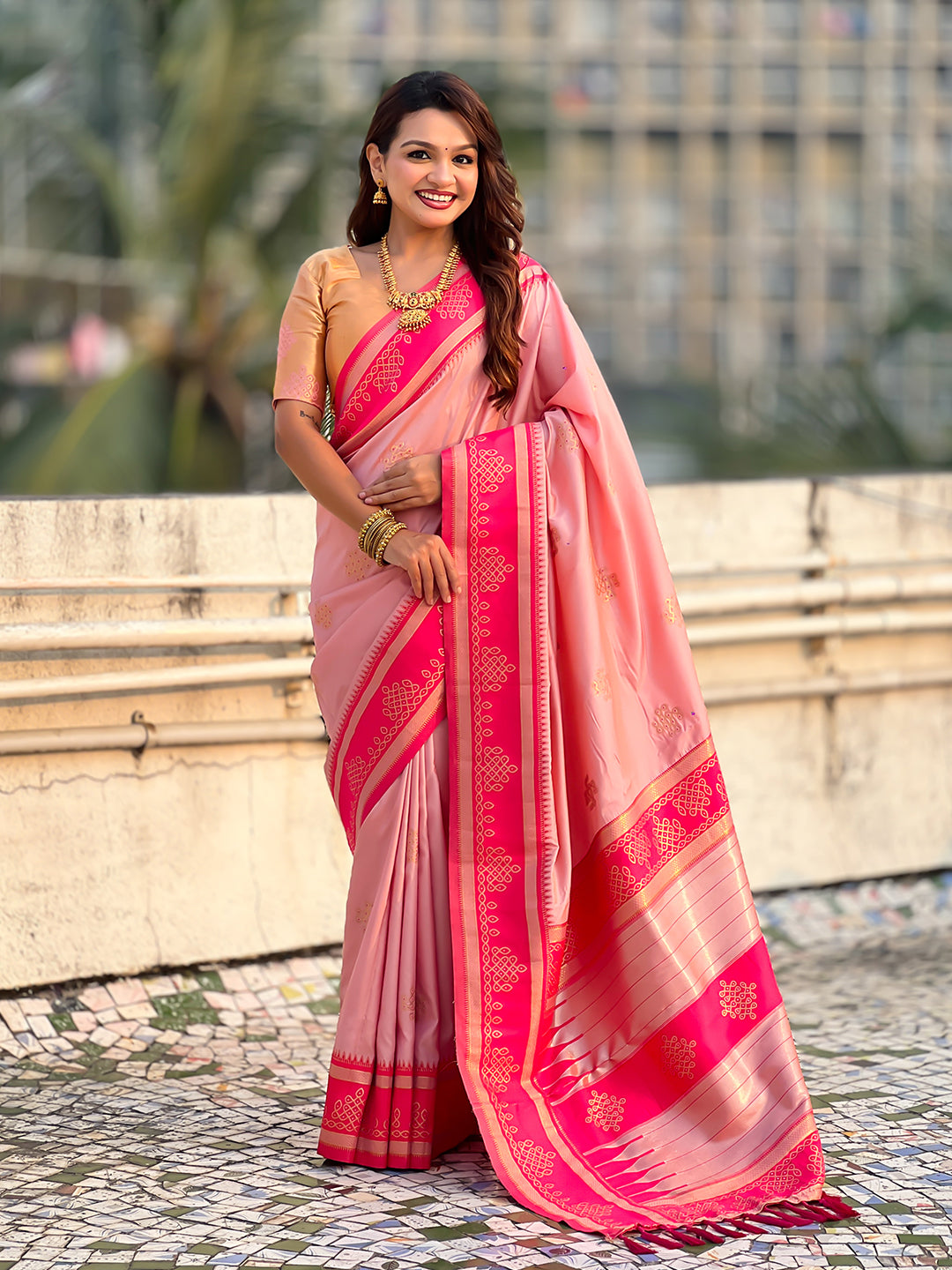 Light Pink Soft Traditional Kolam Art Concept Zari Woven Silk Saree