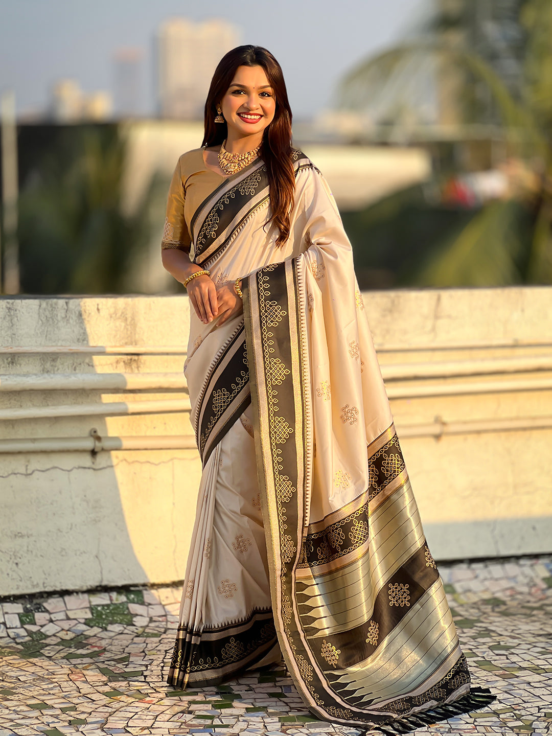 Cream &amp; Black Soft Traditional Kolam Art Concept Zari Woven Silk Saree