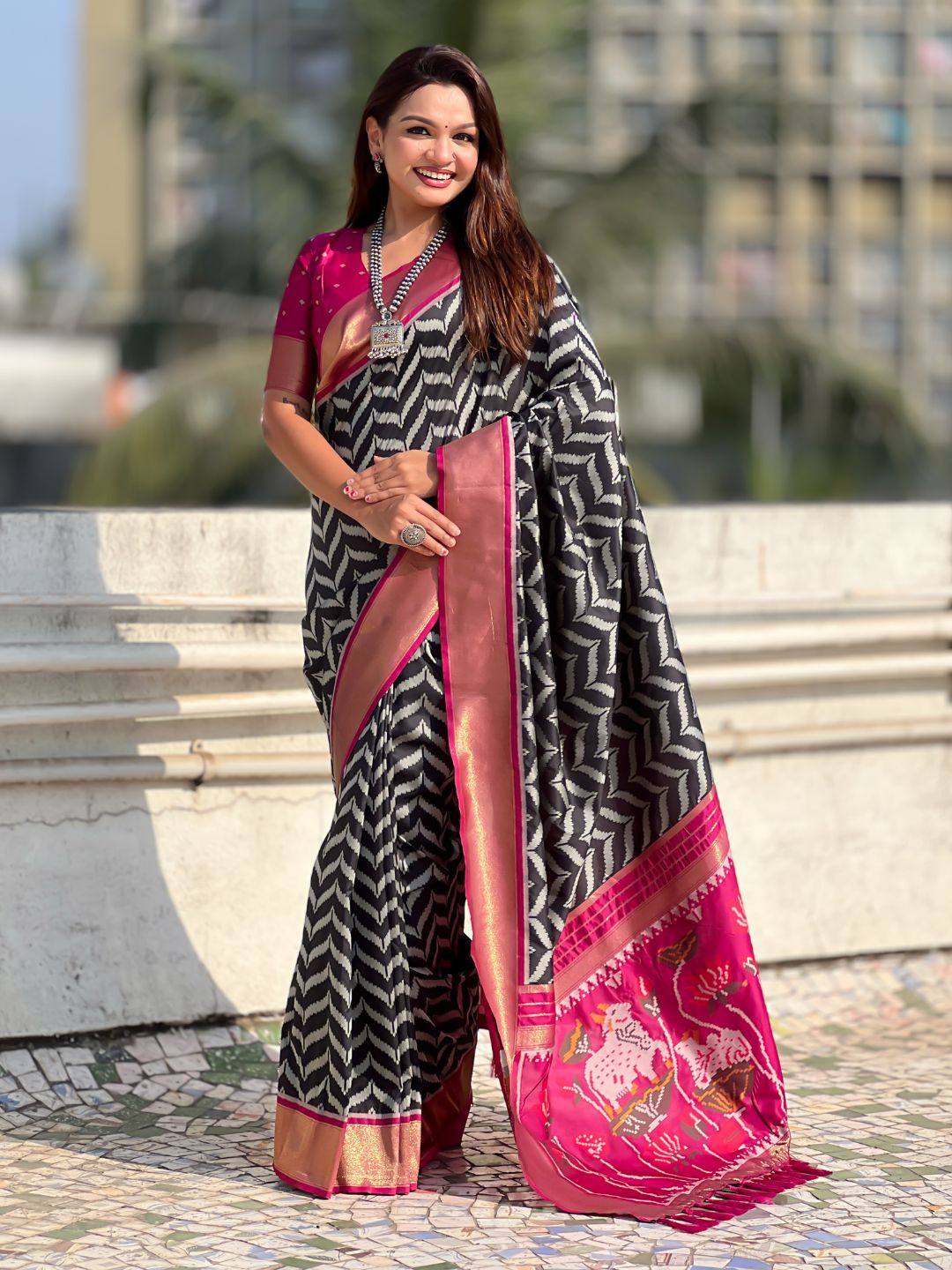 Black Soft Ikkat Leheriya Patola Silk Zari Woven Saree
