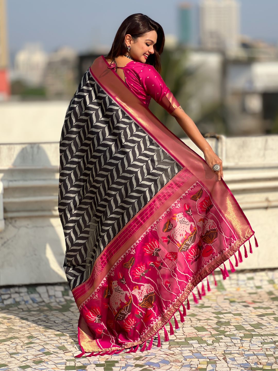 Black Soft Ikkat Leheriya Patola Silk Zari Woven Saree