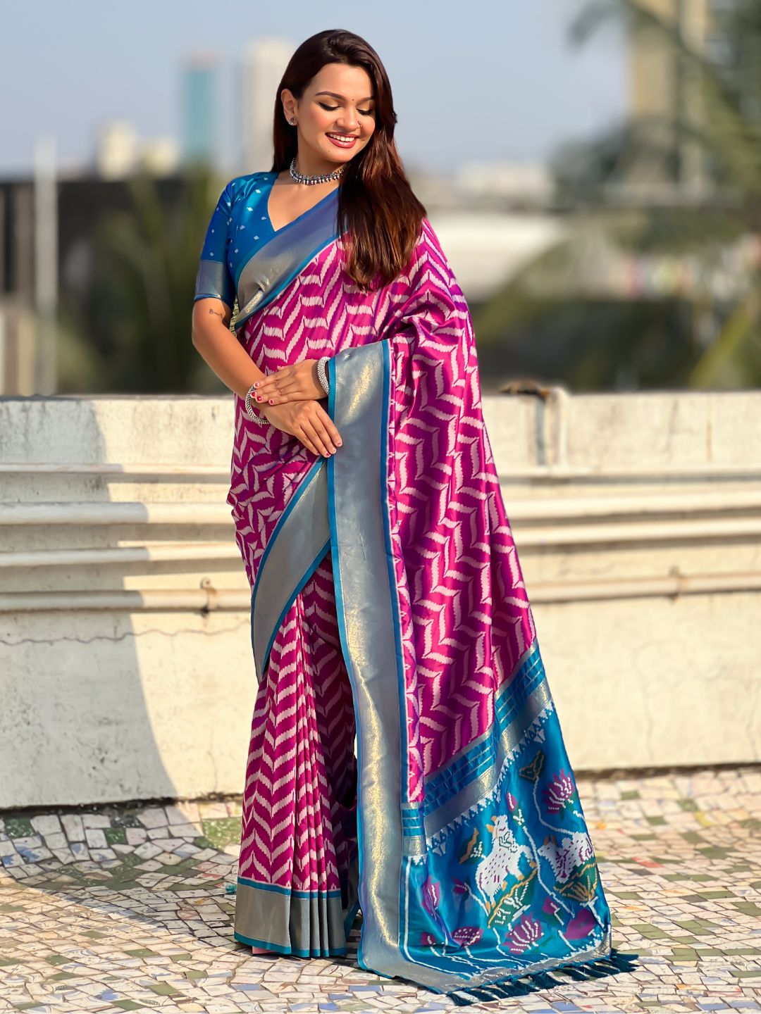 Dark Pink Soft Ikkat Leheriya Patola Silk Zari Woven Saree