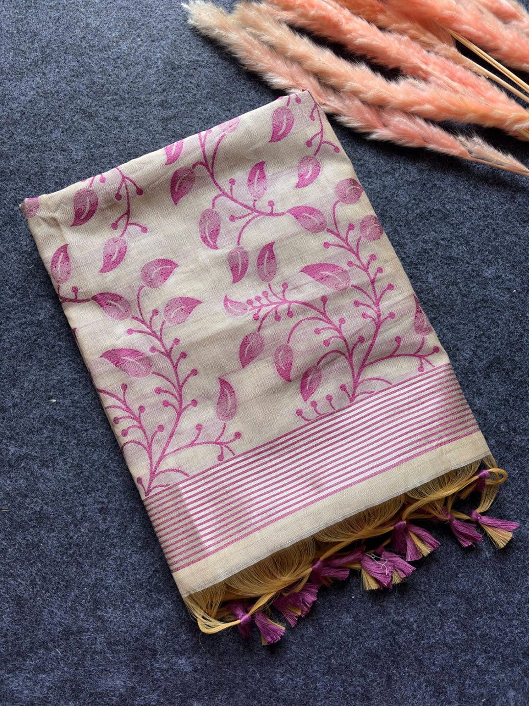 Magenta Premium Soft Matka Cotton with Jamdani Concept Saree