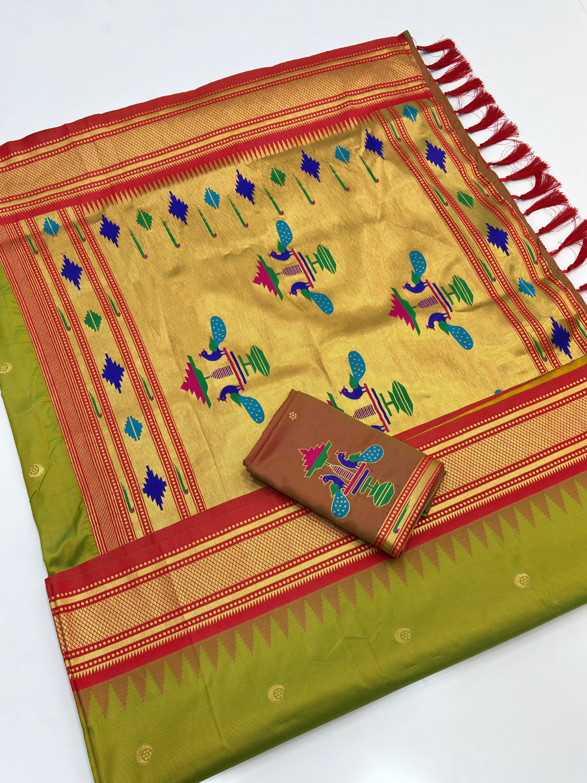 Mehendi Green Premium Traditional Maharani Paithani Silk Saree