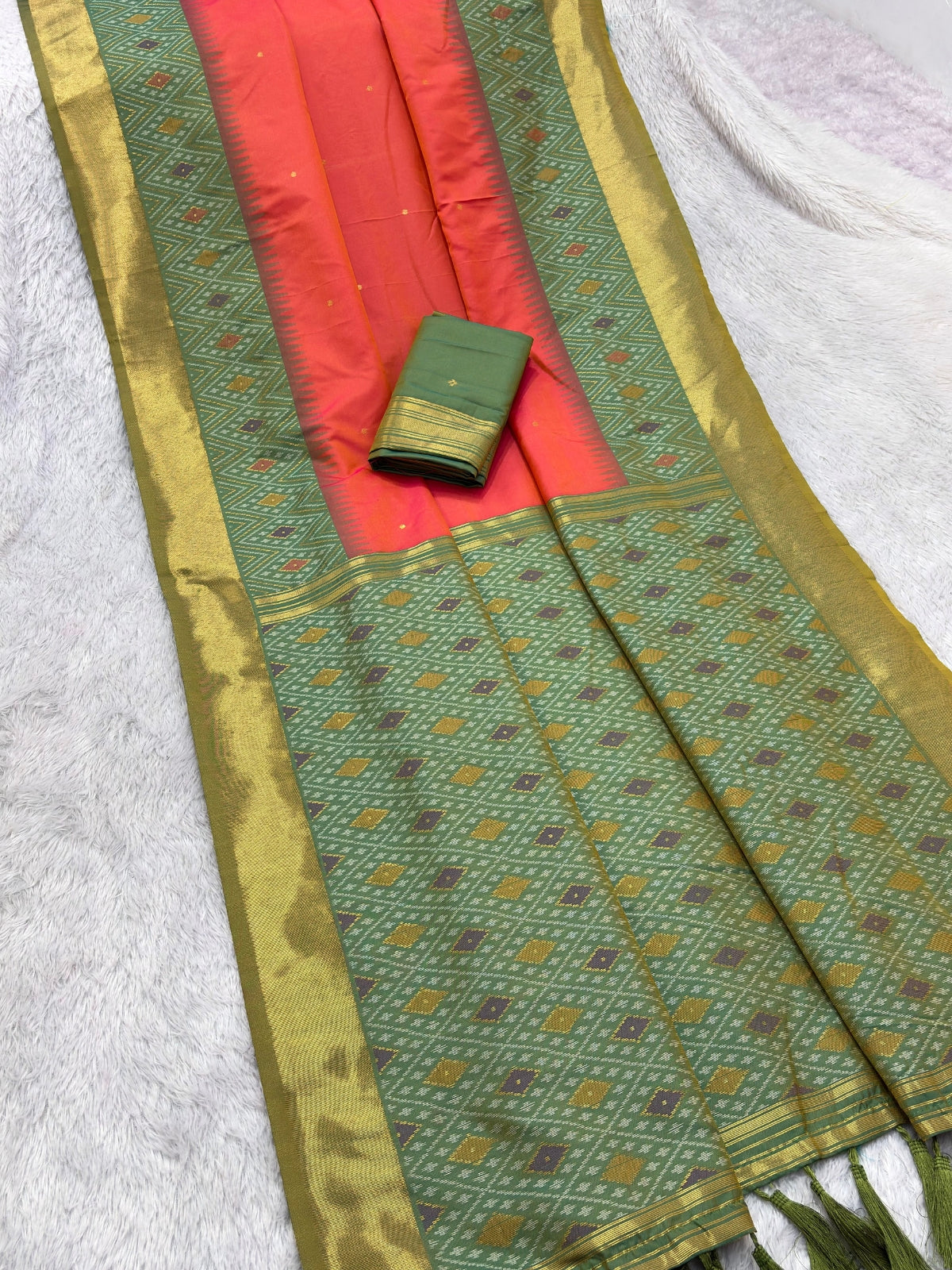 Peach Soft Ikkat Pochampally Patola Silk Zari Woven Saree