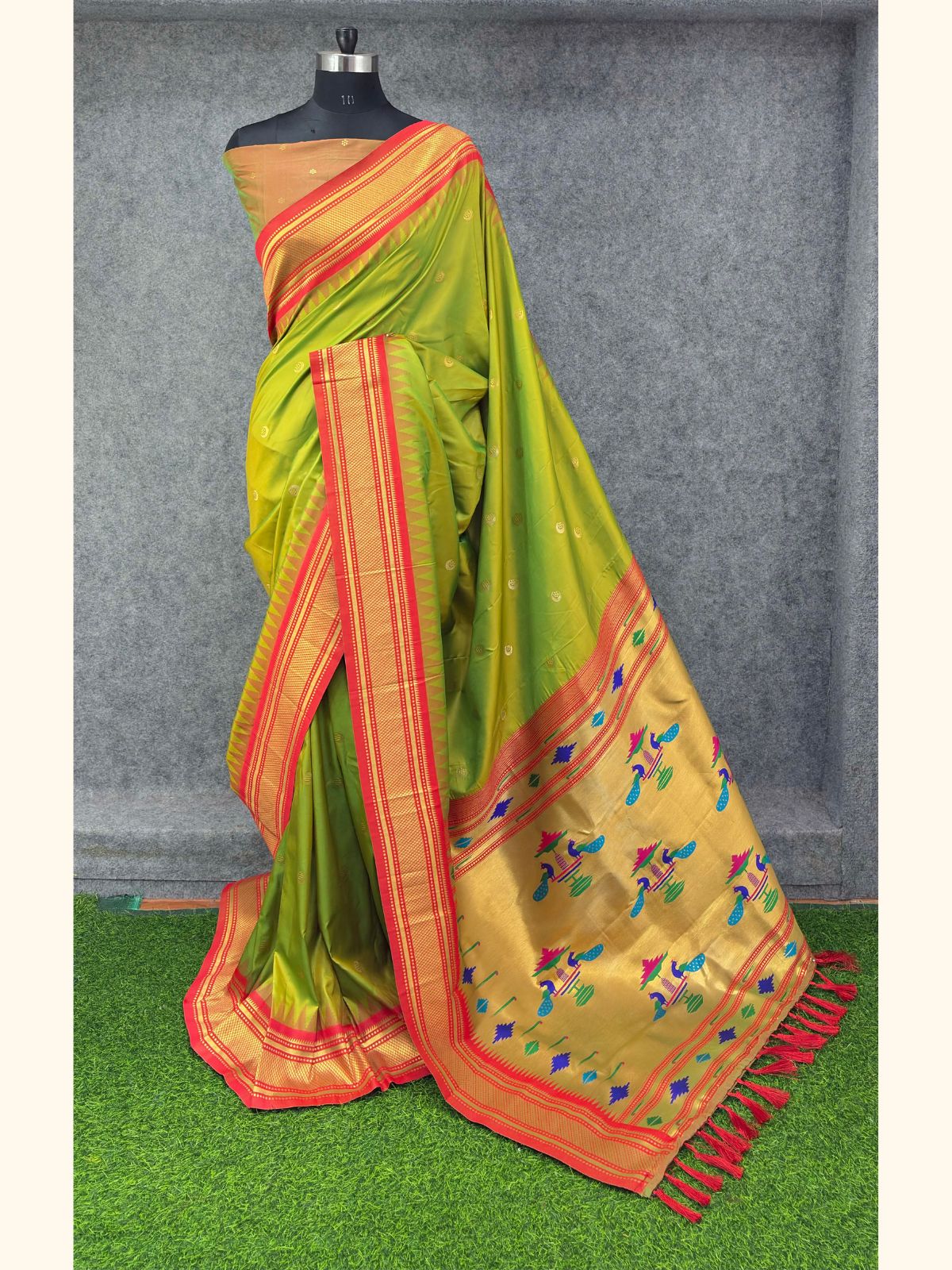 Mehendi Green Premium Traditional Maharani Paithani Silk Saree