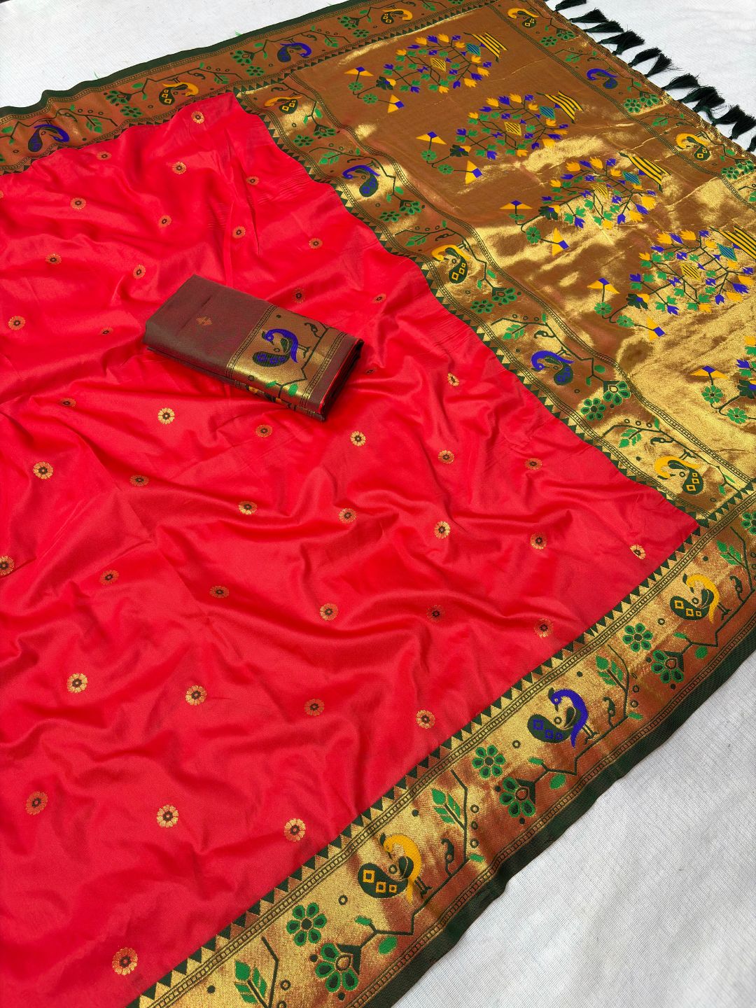 Red Traditional Yeola Paithani Silk Zari Woven Saree