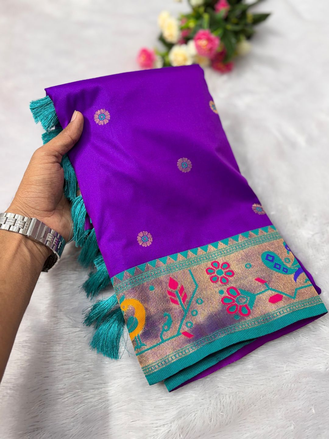 Purple Traditional Yeola Paithani Silk Zari Woven Saree