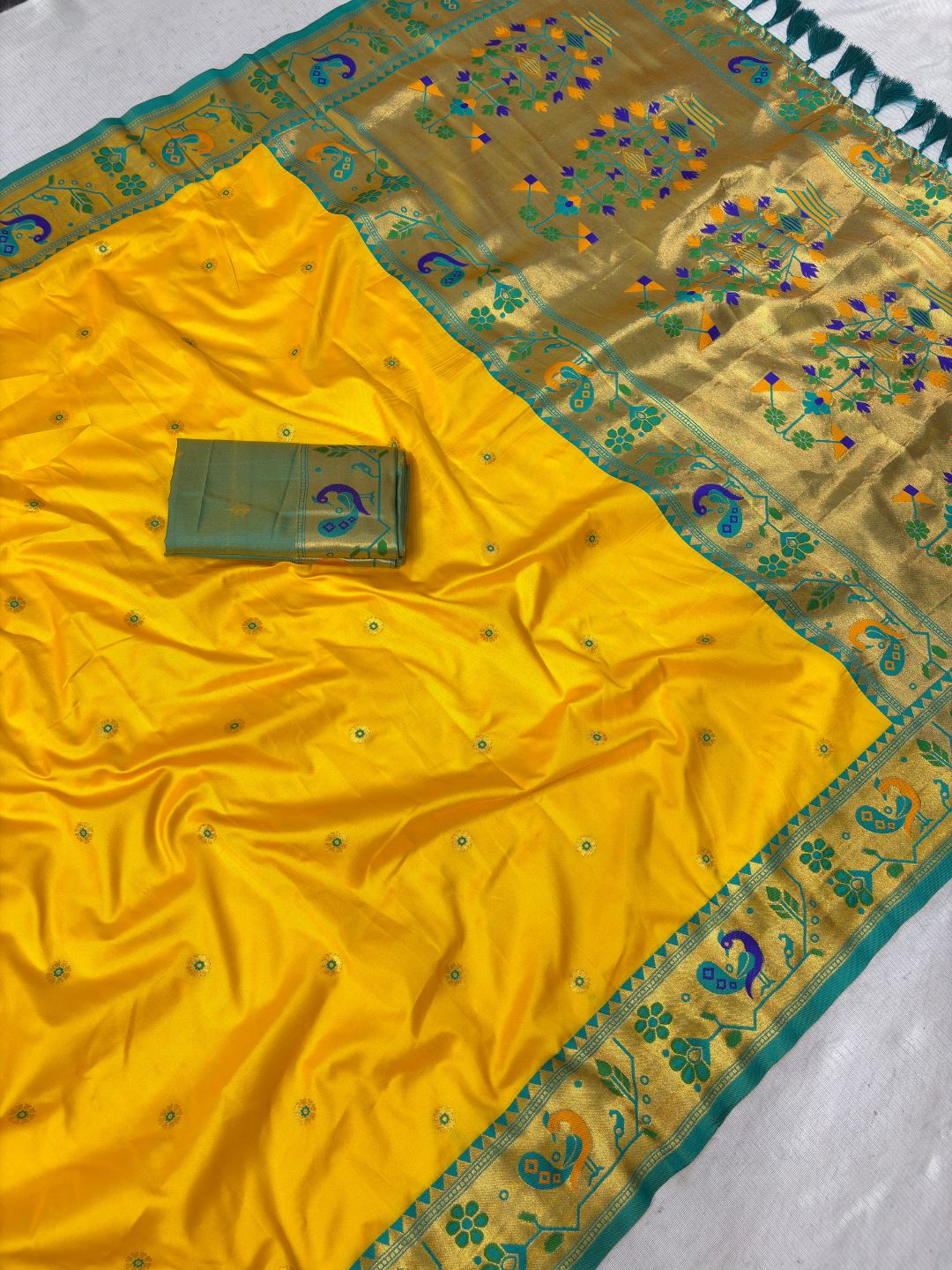 Yellow Traditional Yeola Paithani Silk Zari Woven Saree