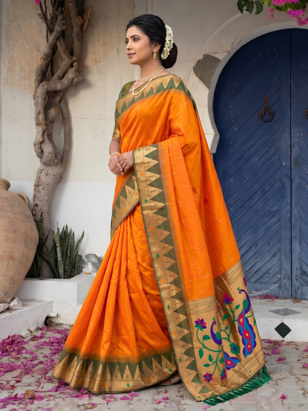Orange Vidya Balan Inspired Muniya Temple Paithani Silk Saree