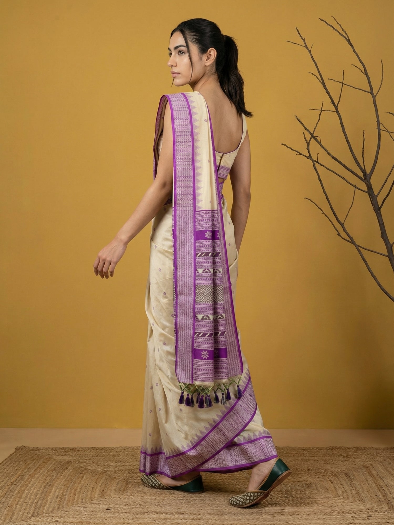 Cream &amp; Purple Soft Handloom with detailed Motifs Silk Saree