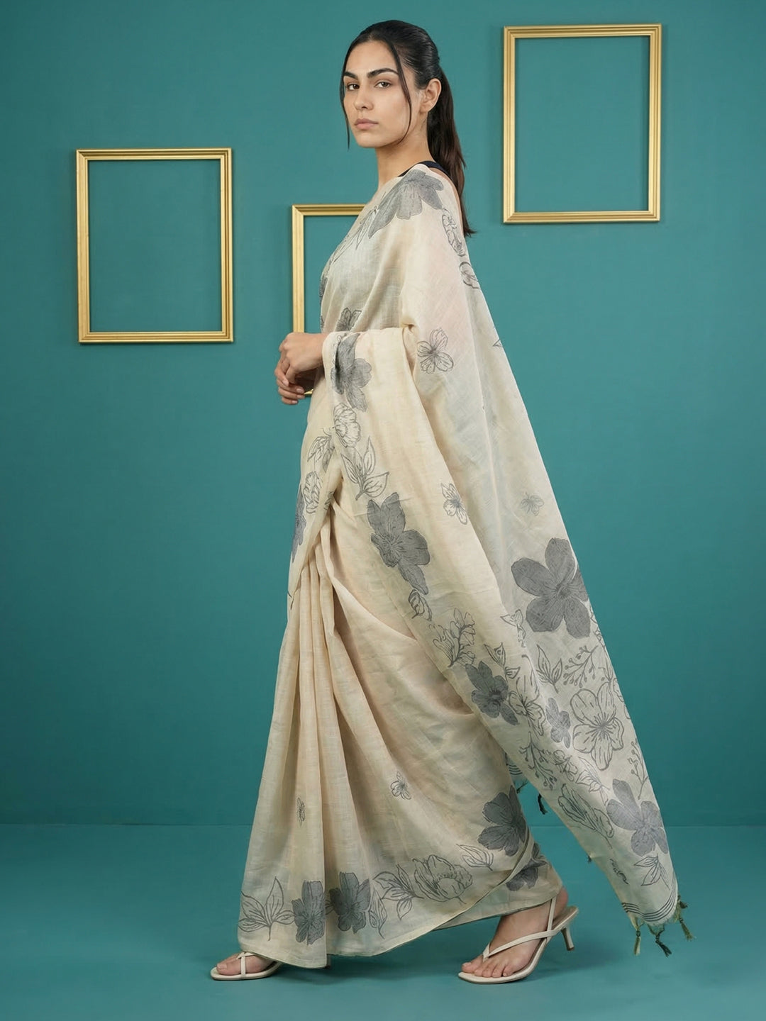 White Resham Soft Muga Cotton Floral Pencil Art Saree