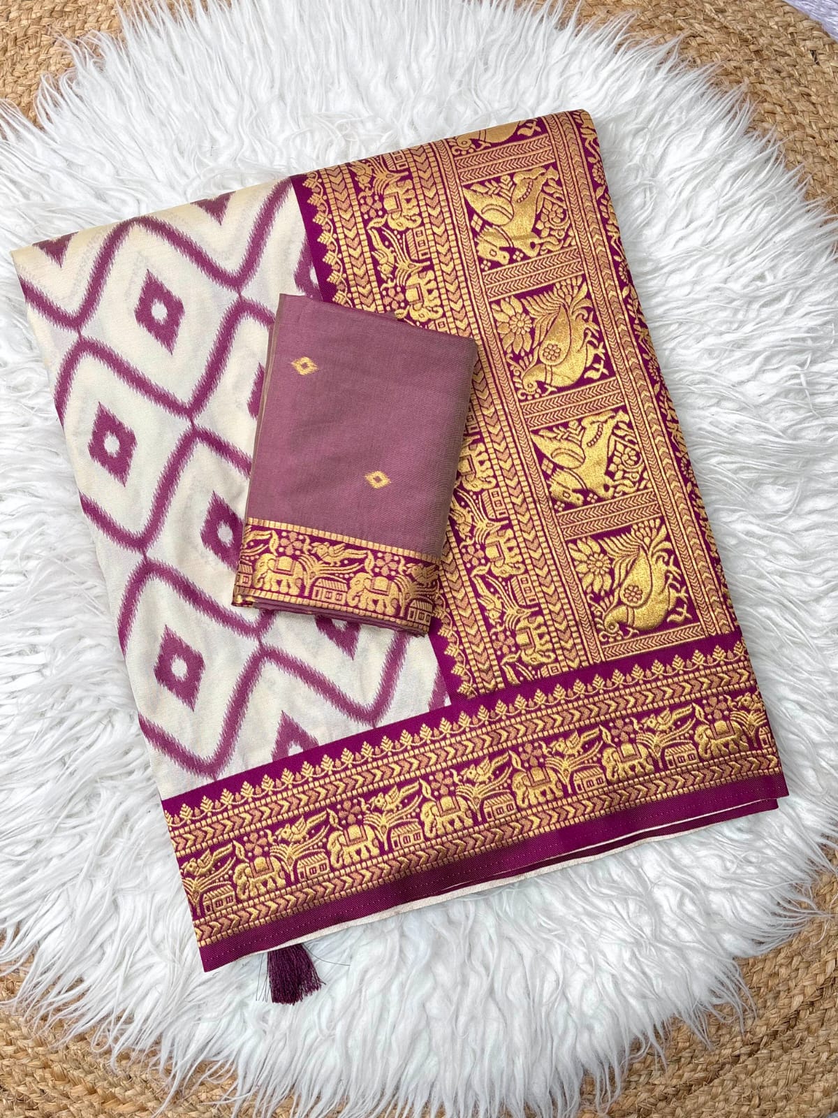 Magenta Soft Ikkat Leheriya Pochampally Silk Saree