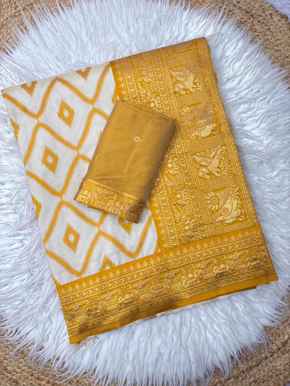 Yellow Soft Ikkat Leheriya Pochampally Silk Saree