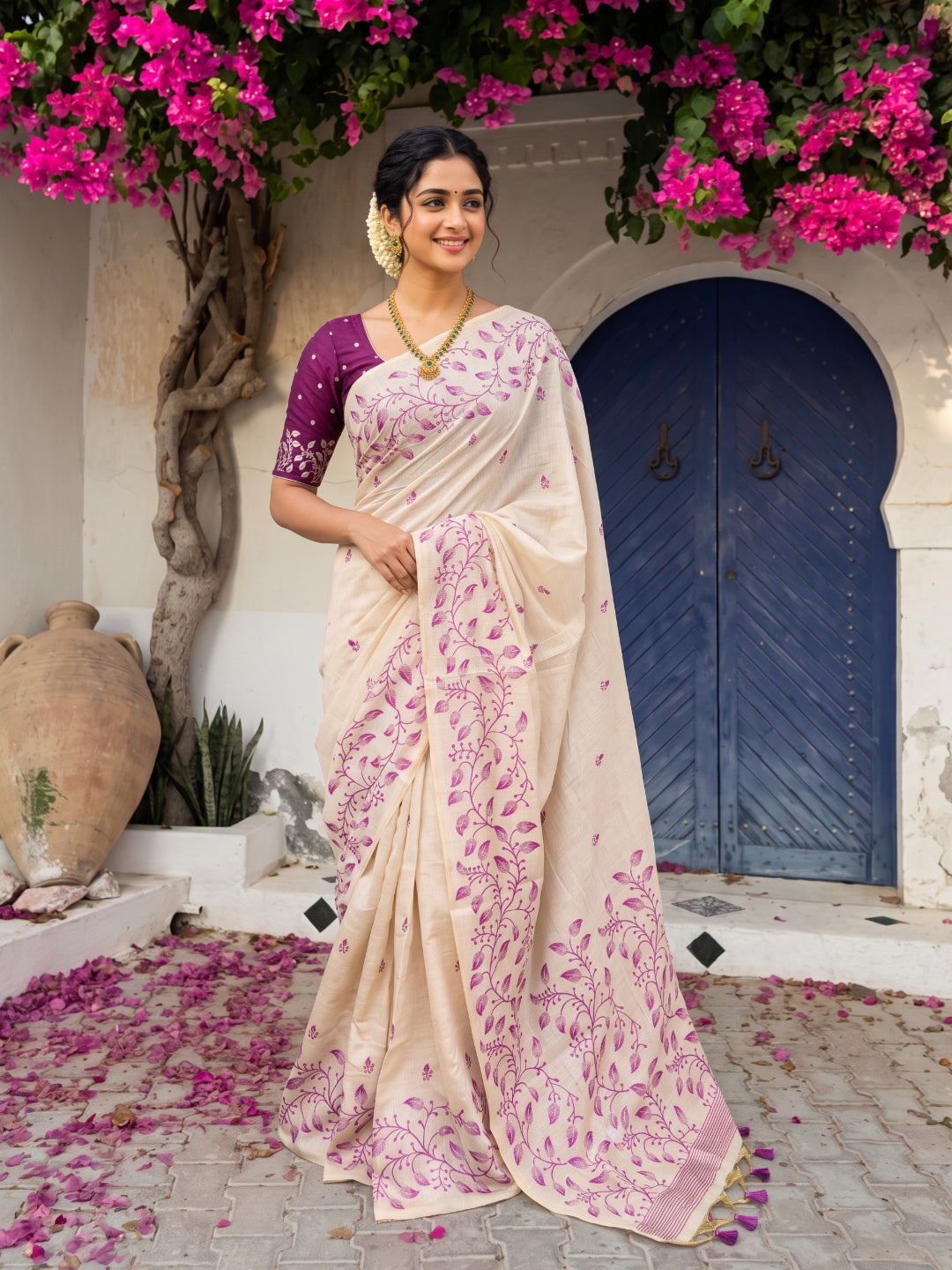 Magenta Premium Soft Matka Cotton with Jamdani Concept Saree